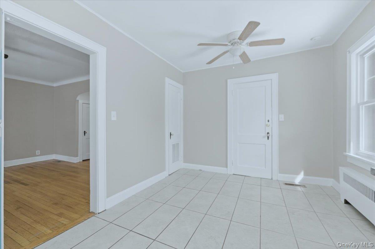 #8 photo, 801 Main Street, 롱 아일랜드 Farmingdale , NY 11735