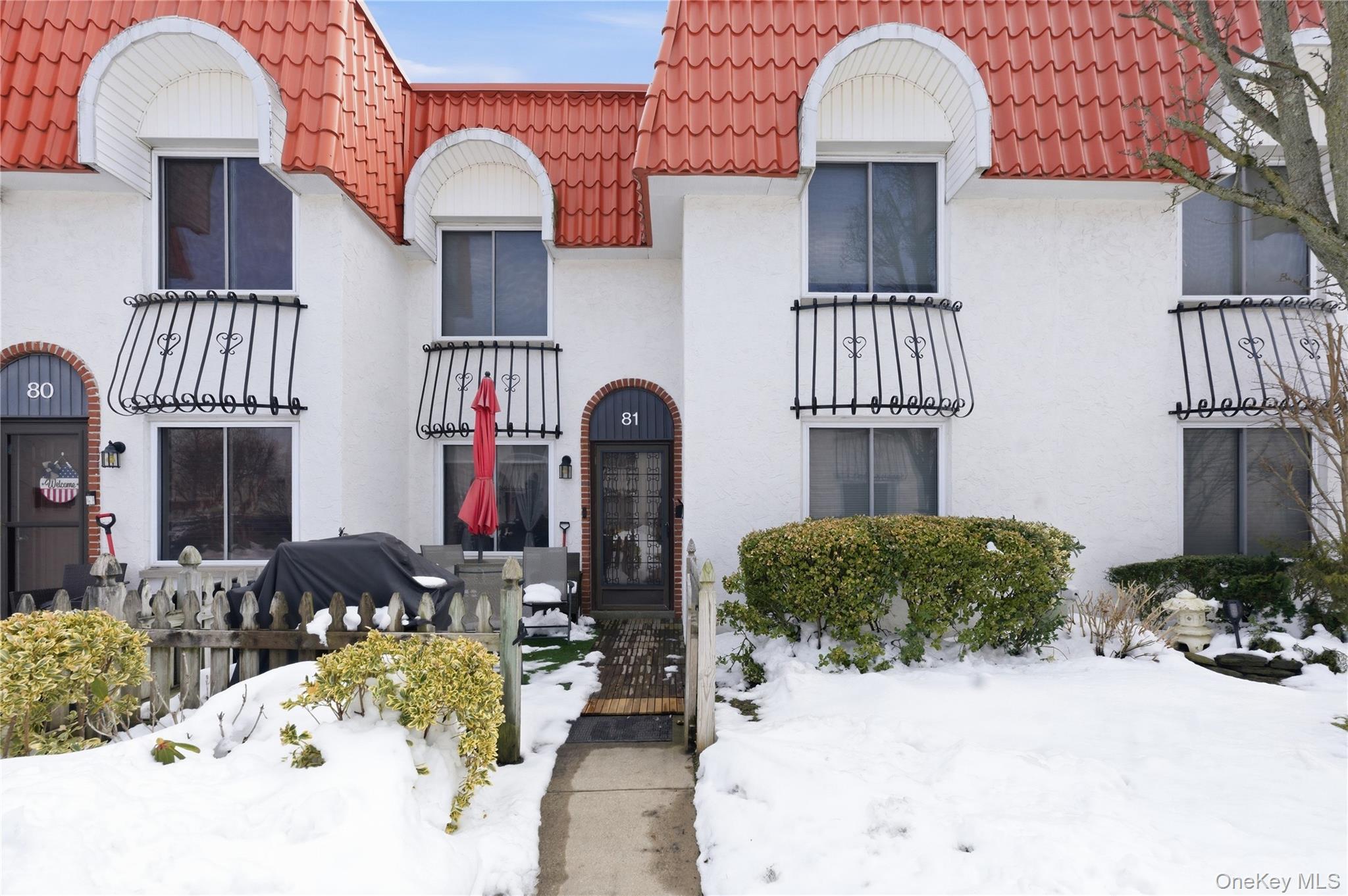 #1 photo, 81 Alhambra Drive, Oceanside , NY 11572