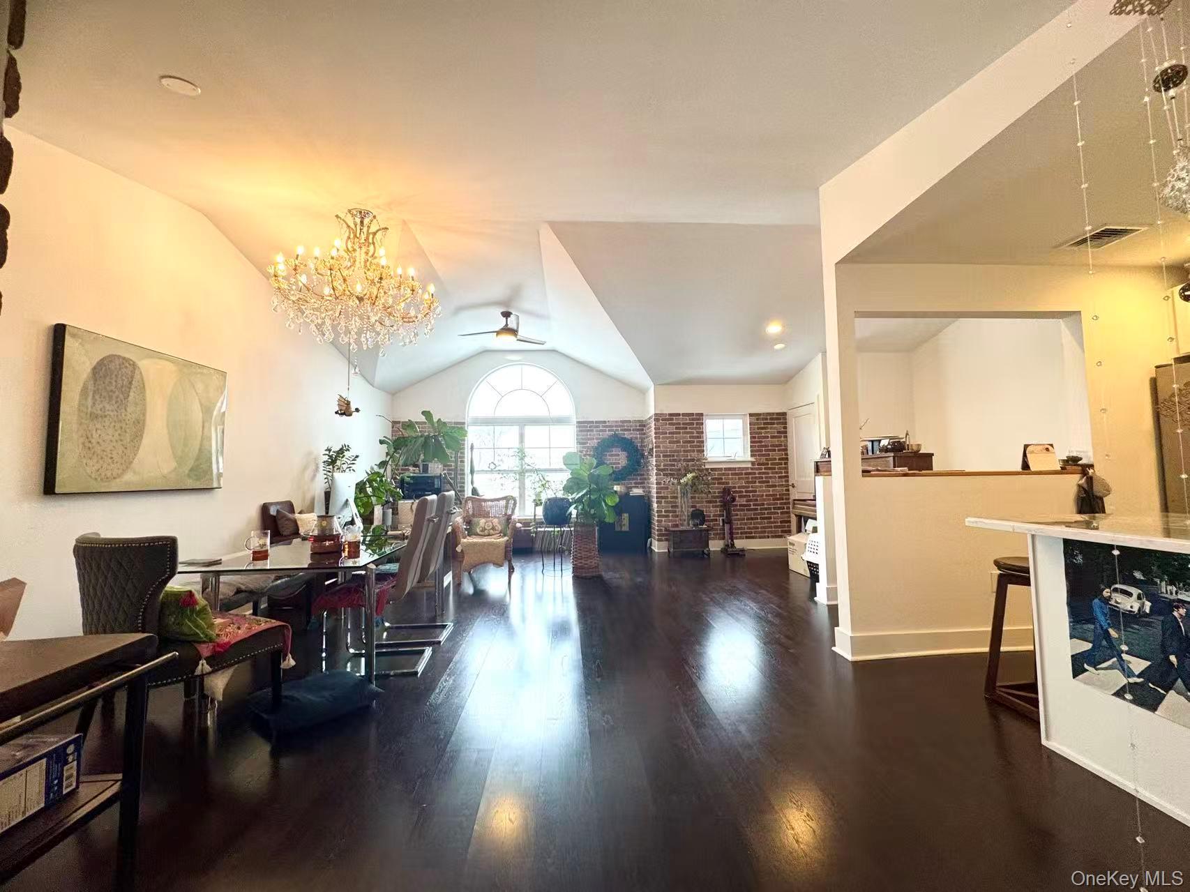 #10 photo, 509 Breton Way, Glen Cove , NY 11542