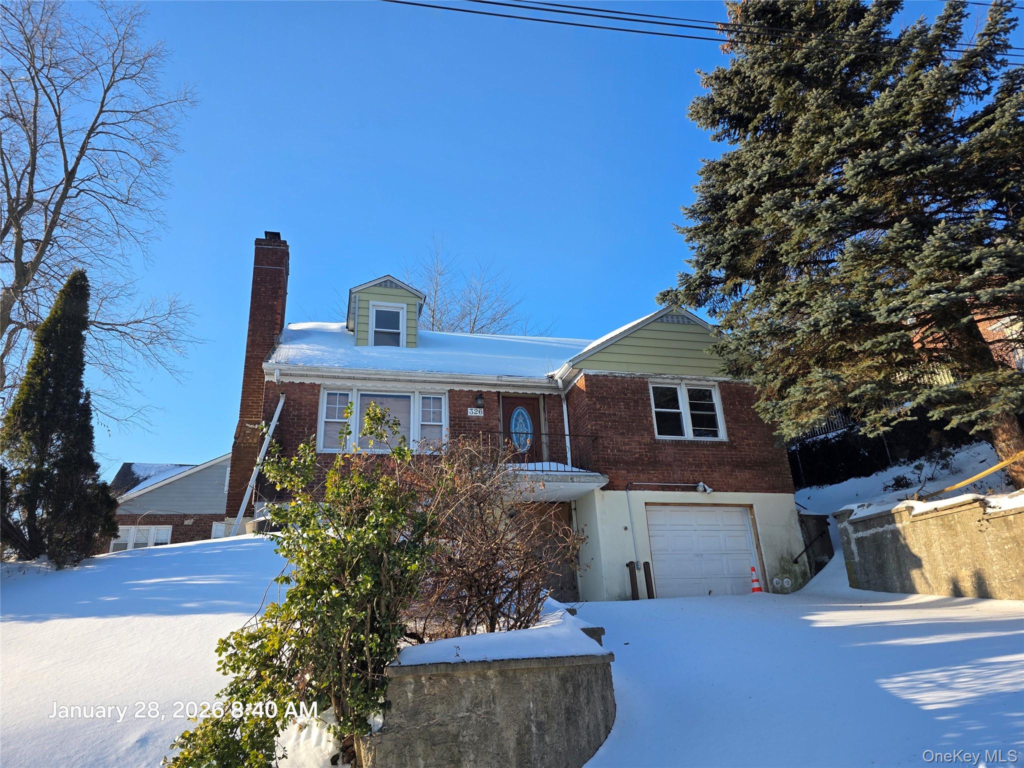 #2 photo, 326 Roberts Avenue, 뉴욕주 Yonkers , NY 10703