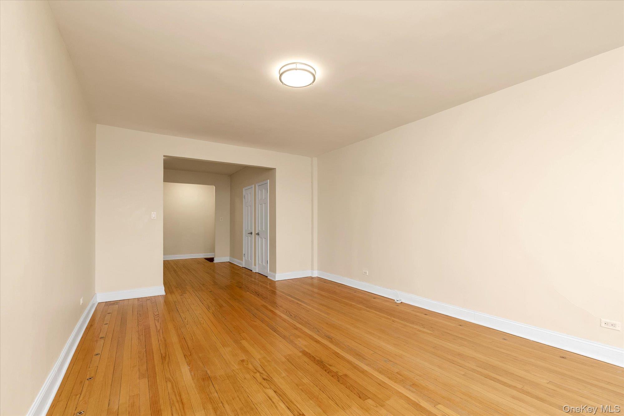 #6 photo, 92-11 35 Avenue, Jackson Heights , NY 11372