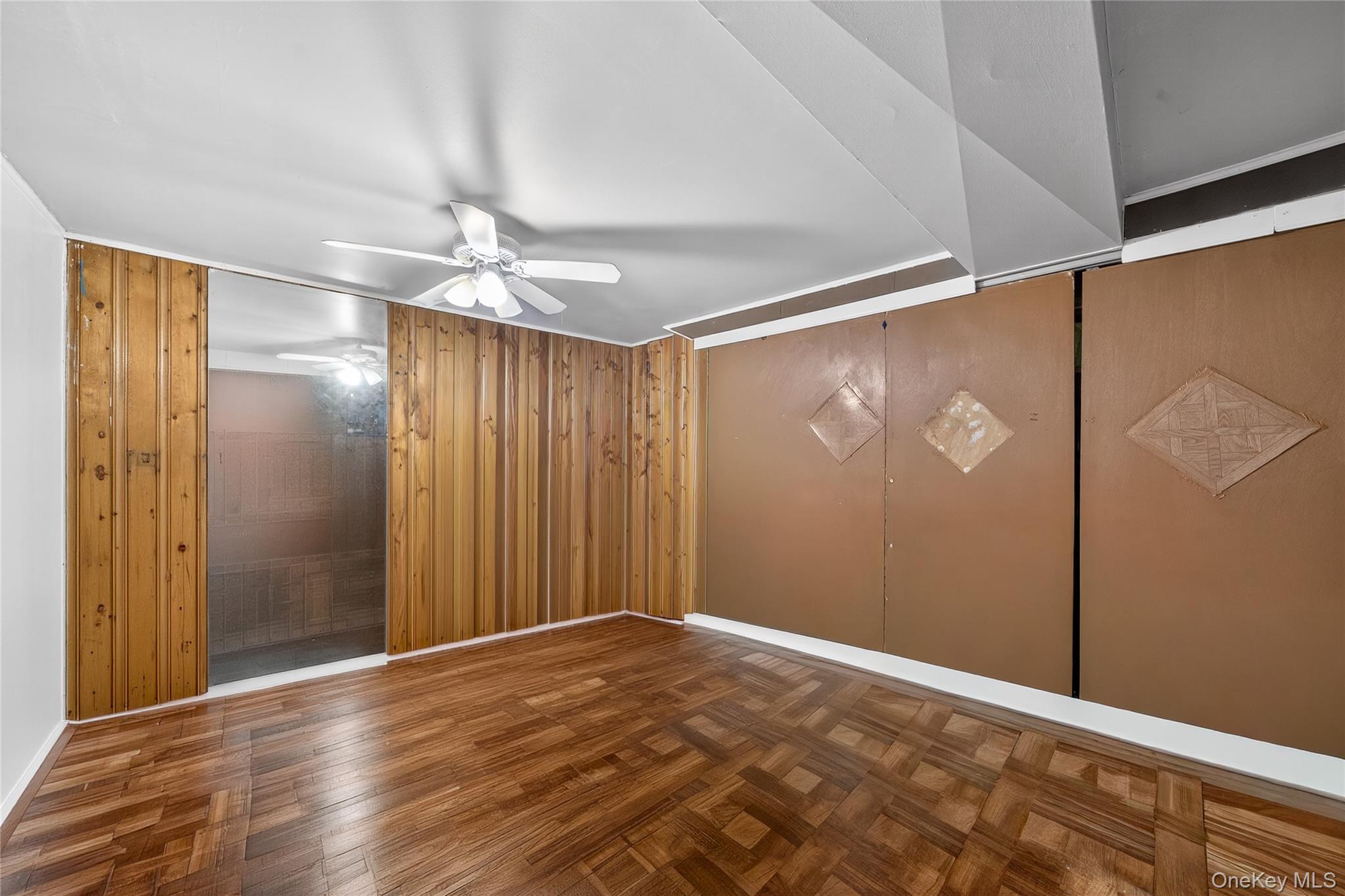 #20 photo, 10424 187th Street, Saint Albans , NY 11412