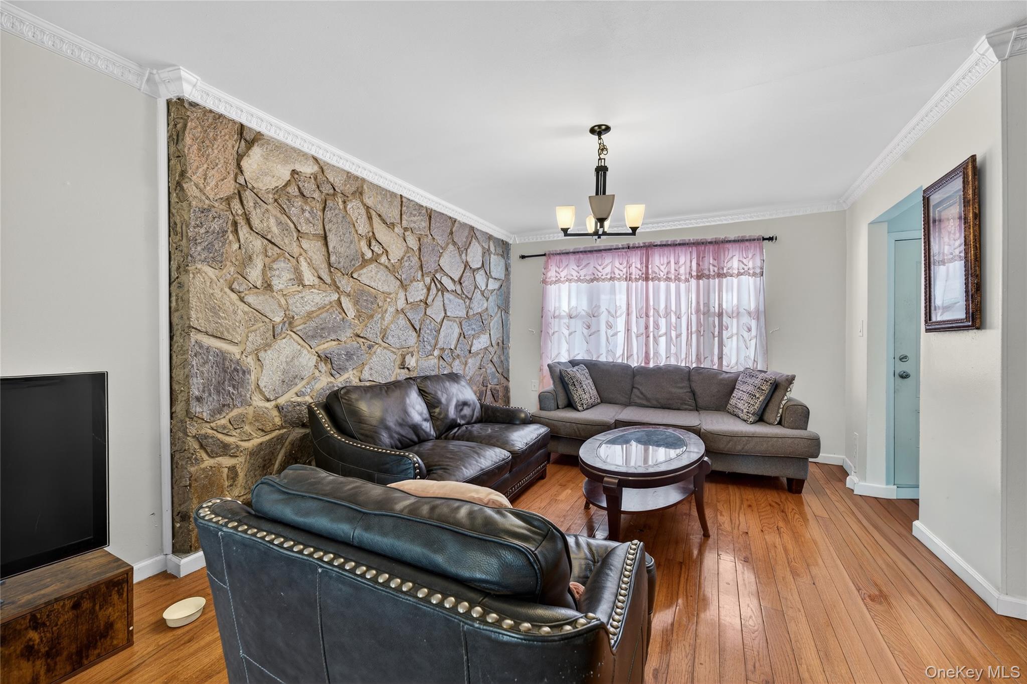 #5 photo, 10424 187th Street, Saint Albans , NY 11412