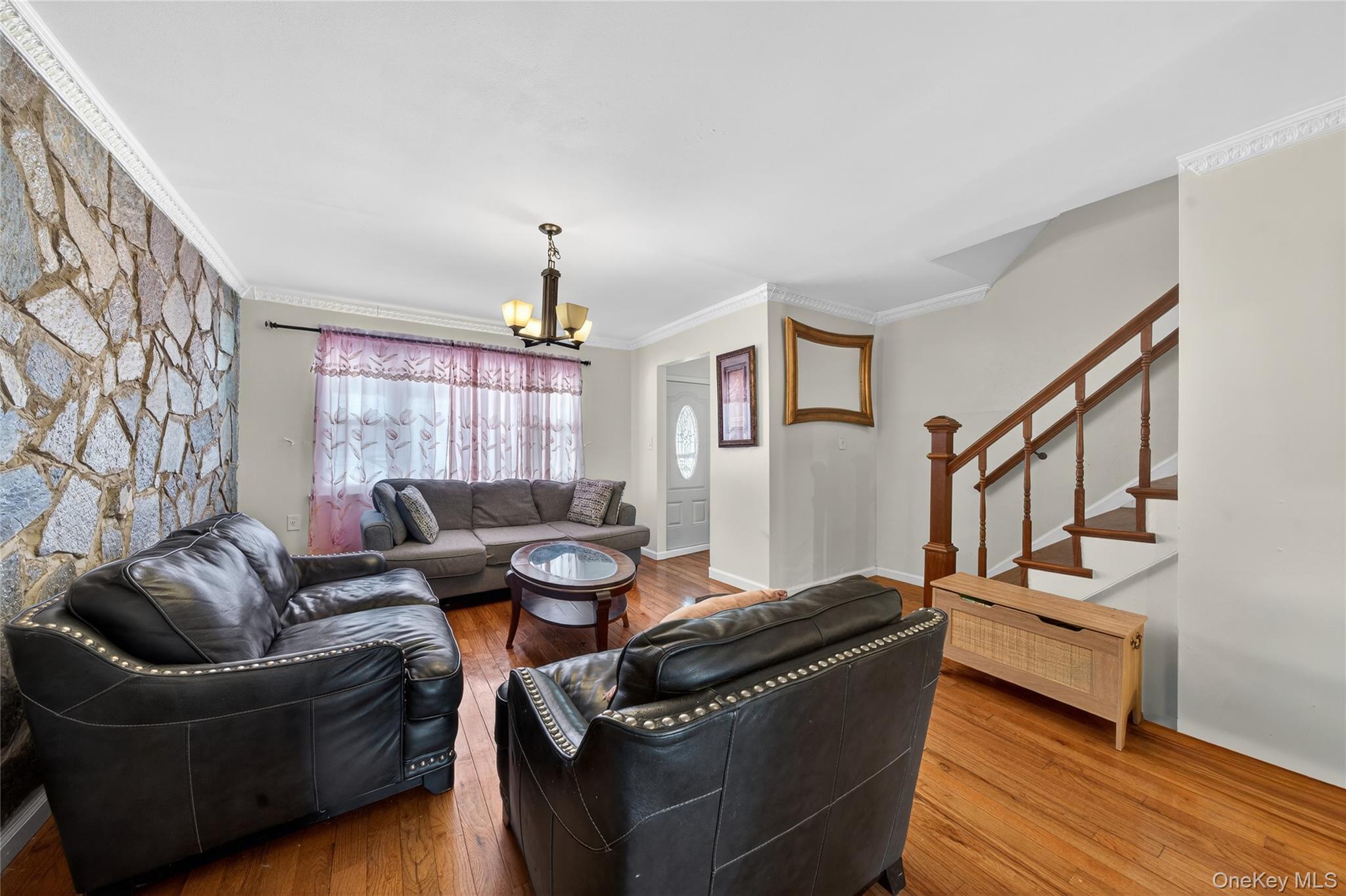 #6 photo, 10424 187th Street, Saint Albans , NY 11412