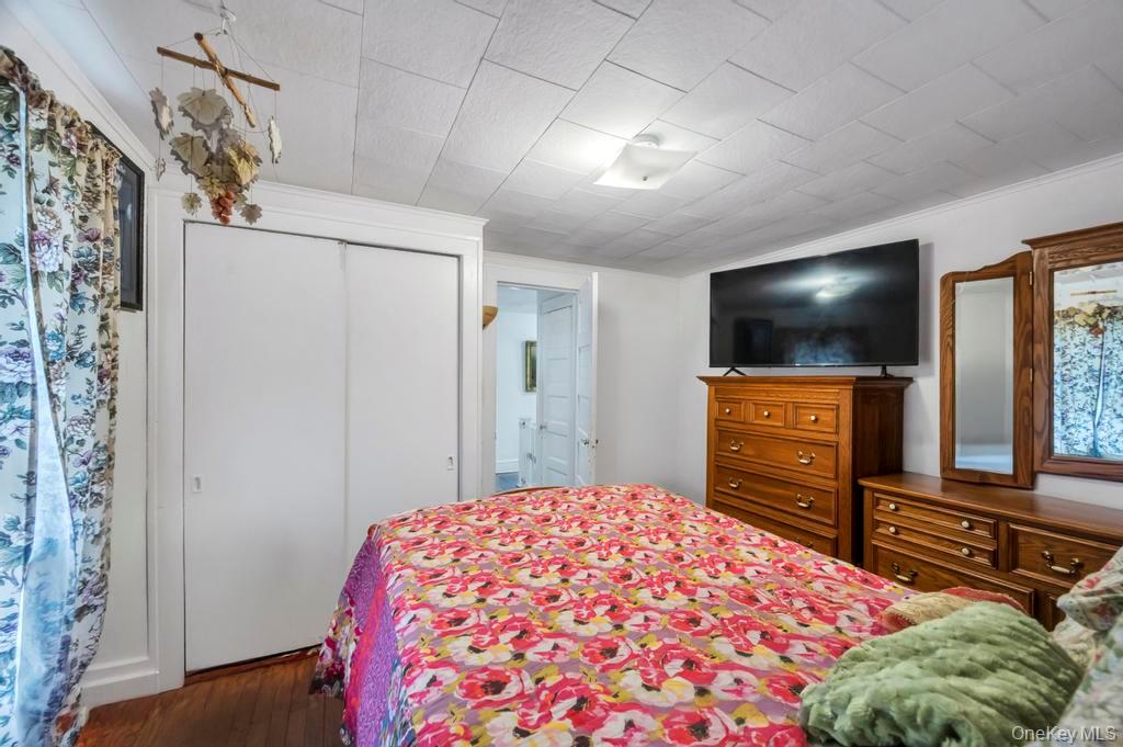 #15 photo, 137 Melrose Avenue, Massapequa , NY 11758