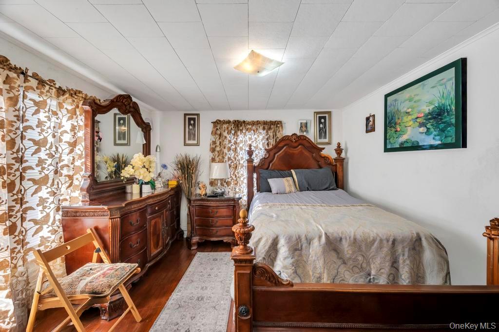 #16 photo, 137 Melrose Avenue, Massapequa , NY 11758