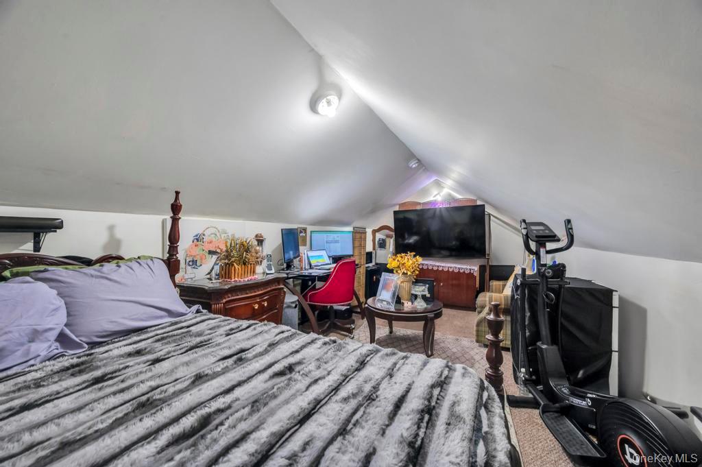 #18 photo, 137 Melrose Avenue, Massapequa , NY 11758