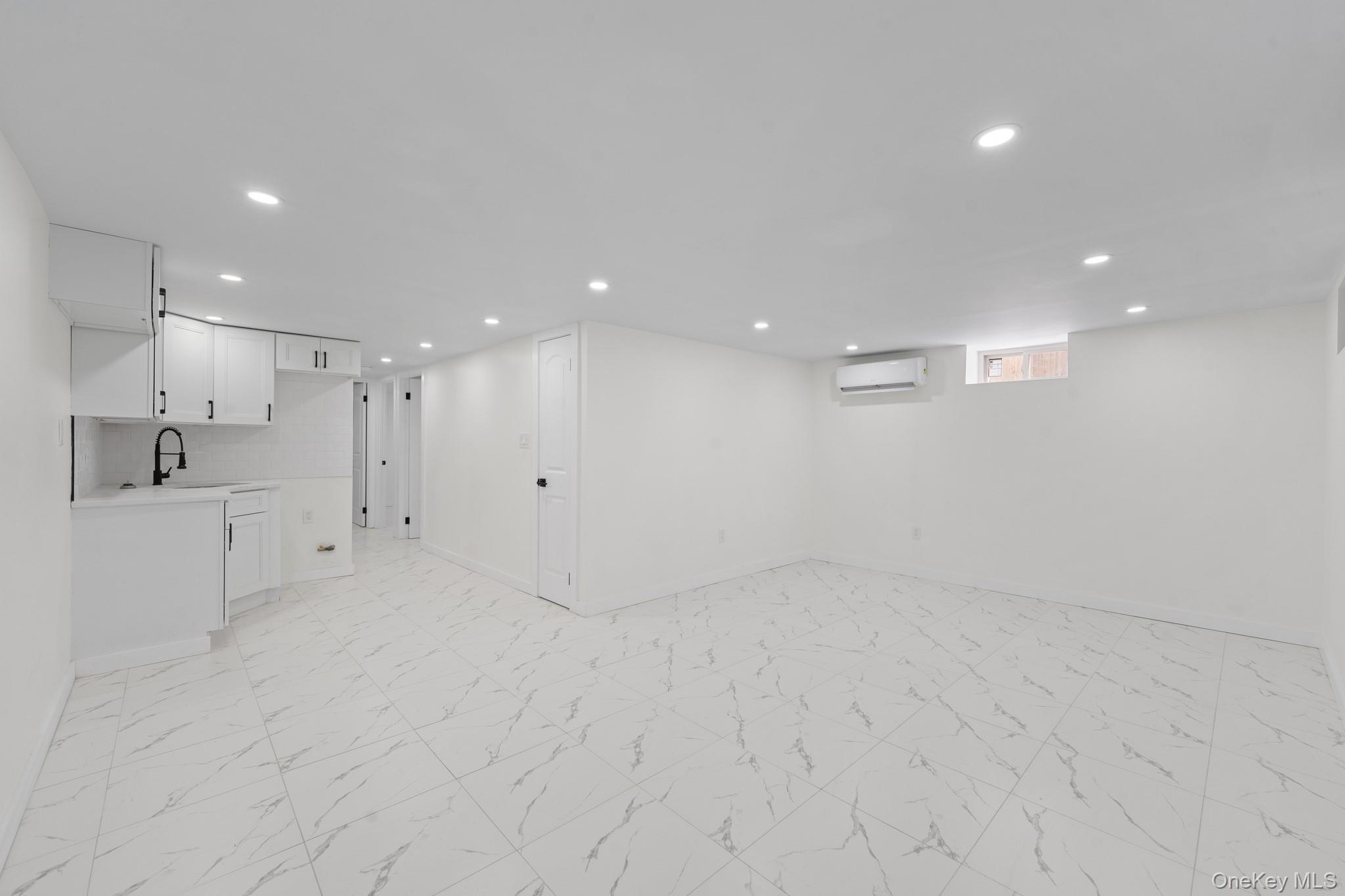 #10 photo, 11218 159th Street, Jamaica , NY 11433