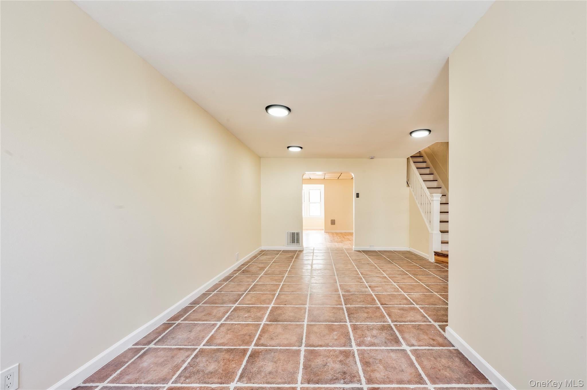 #4 photo, 9112 91st Avenue, 뉴욕퀸즈 Woodhaven , NY 11421