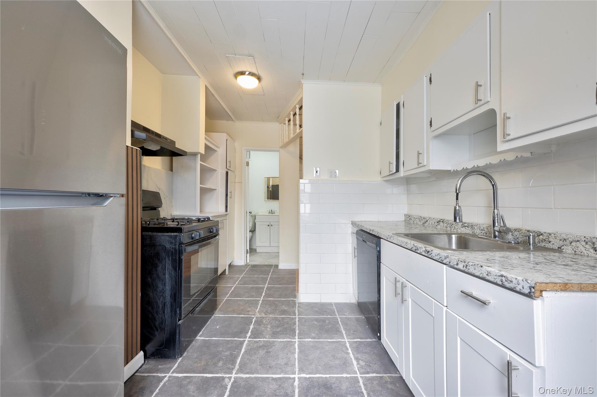 #9 photo, 9112 91st Avenue, 뉴욕퀸즈 Woodhaven , NY 11421