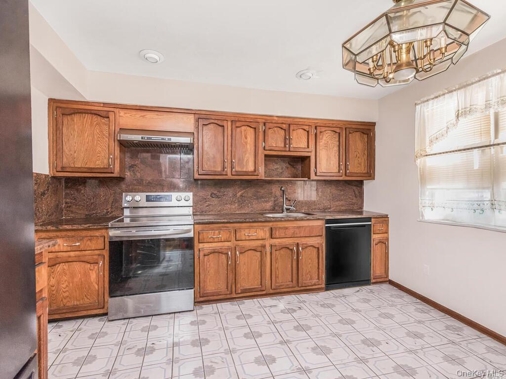 #7 photo, 201 Shonnard Terrace, Yonkers , NY 10701