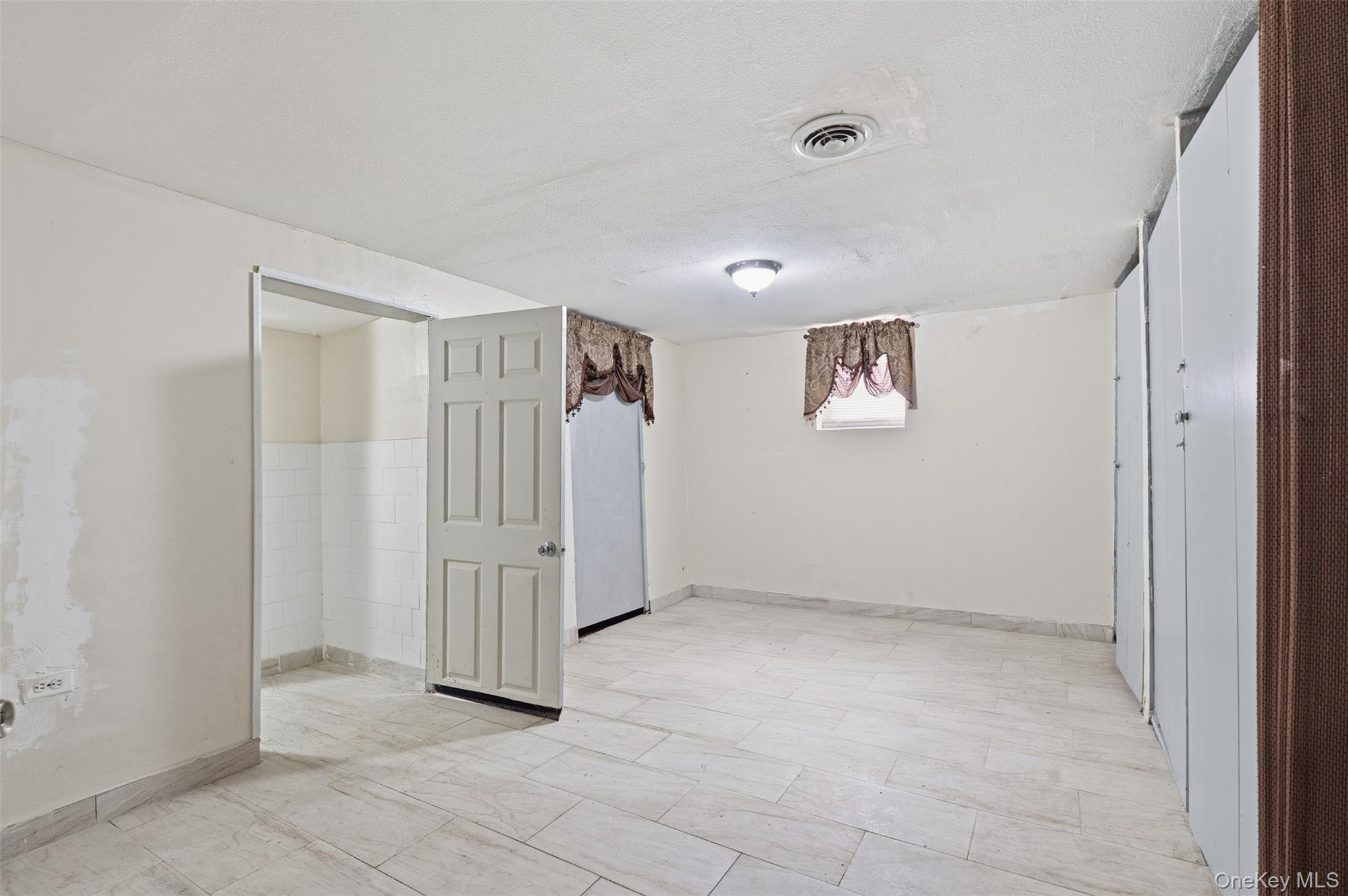 #20 photo, 28 Wileman Avenue, Walden , NY 12586