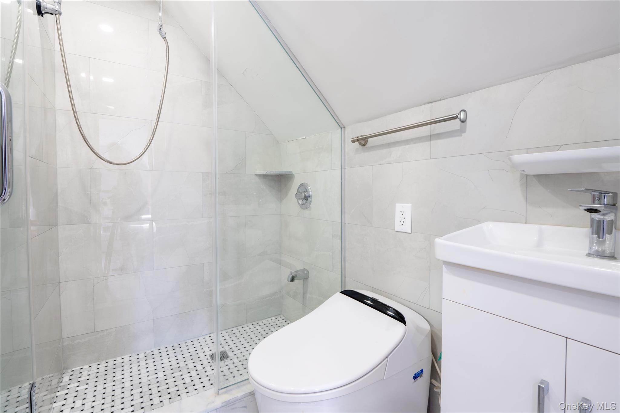 #7 photo, 29-35 162nd Street, Flushing , NY 11358