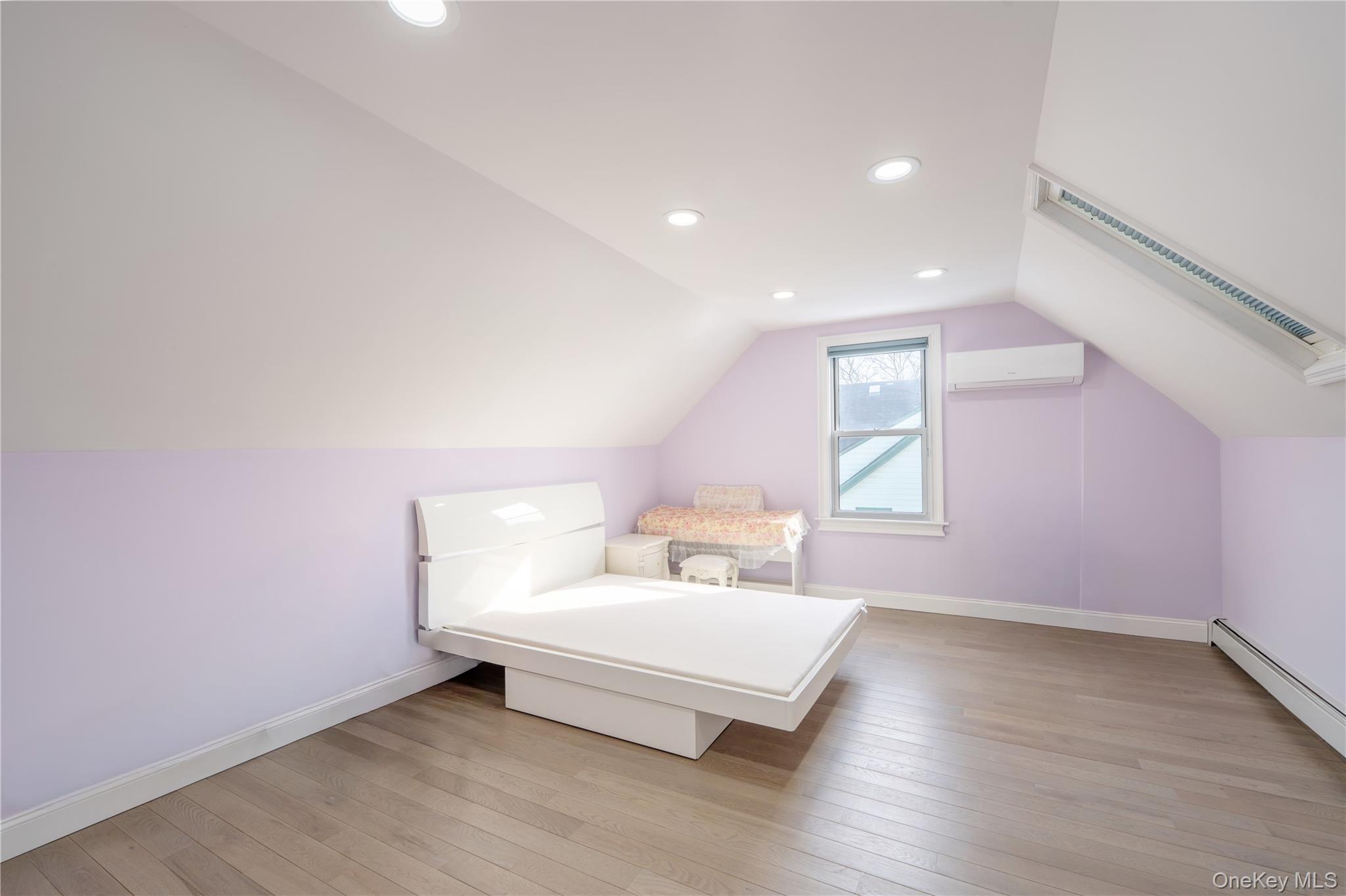 #8 photo, 29-35 162nd Street, Flushing , NY 11358