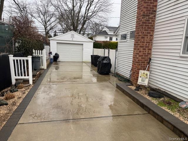 #3 photo, 3914 Maplewood Drive, מחוז נסאו Seaford , NY 11783