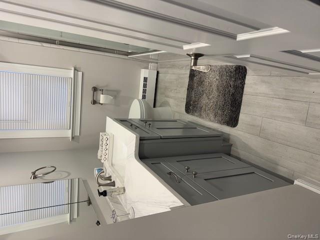 #8 photo, 3914 Maplewood Drive, מחוז נסאו Seaford , NY 11783