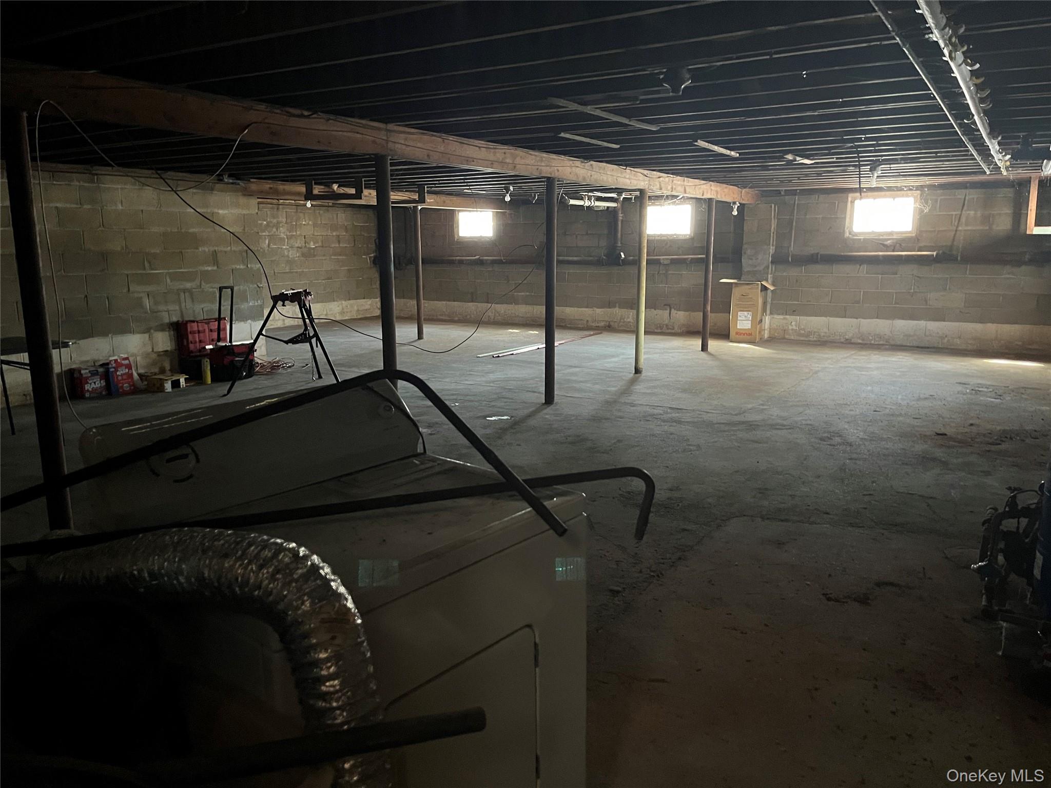 #13 photo, 802 Tooker Avenue, 롱 아일랜드 West Babylon , NY 11704