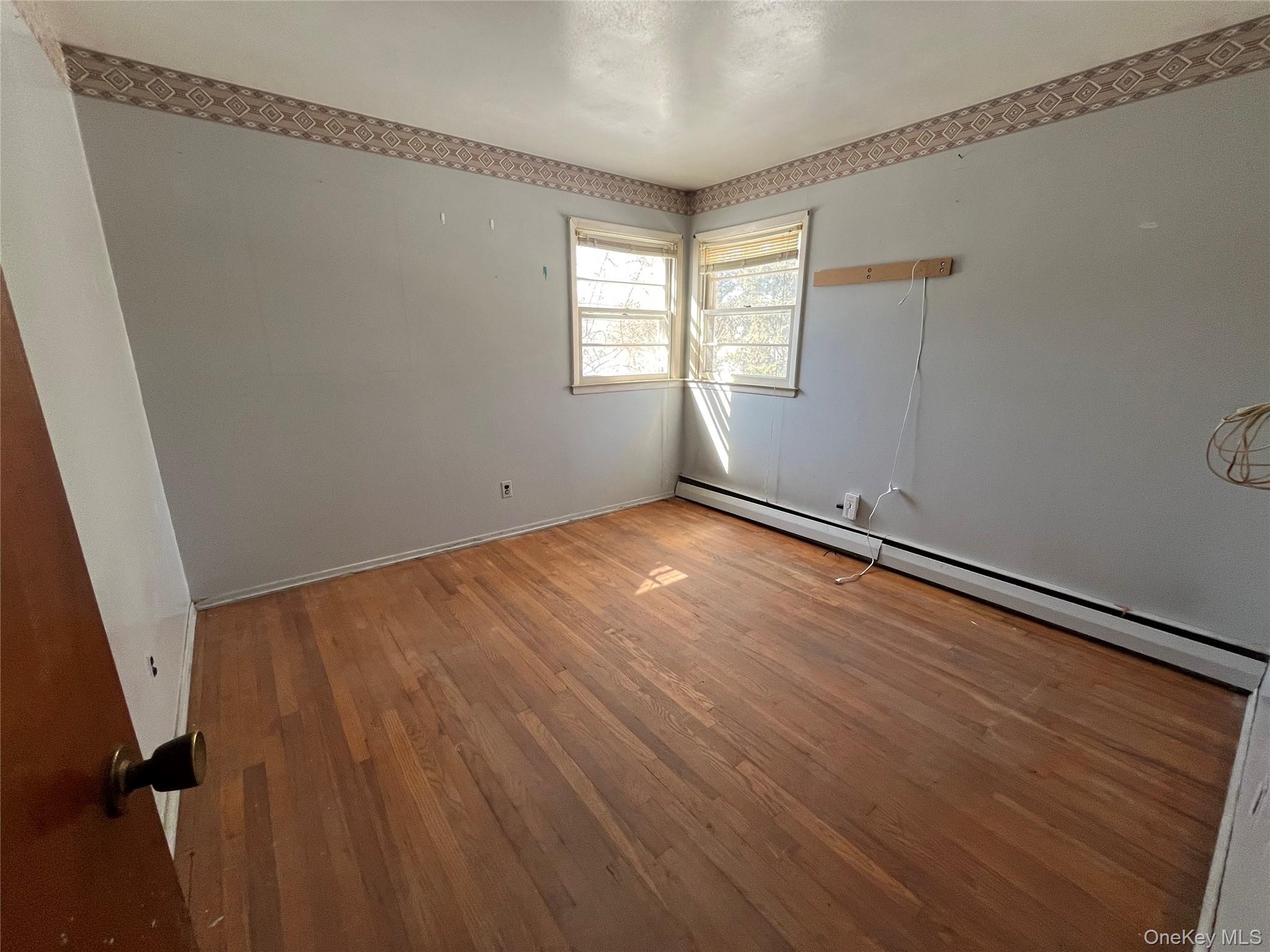 #8 photo, 802 Tooker Avenue, 롱 아일랜드 West Babylon , NY 11704