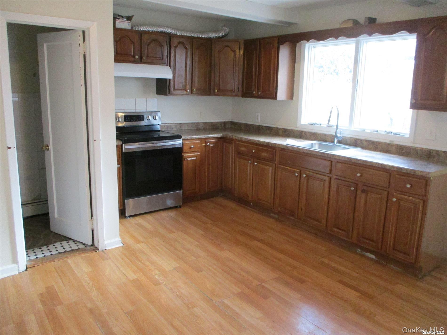 #3 photo, Cedarhurst, নাসাউ কাউন্টি Cedarhurst , NY 11516