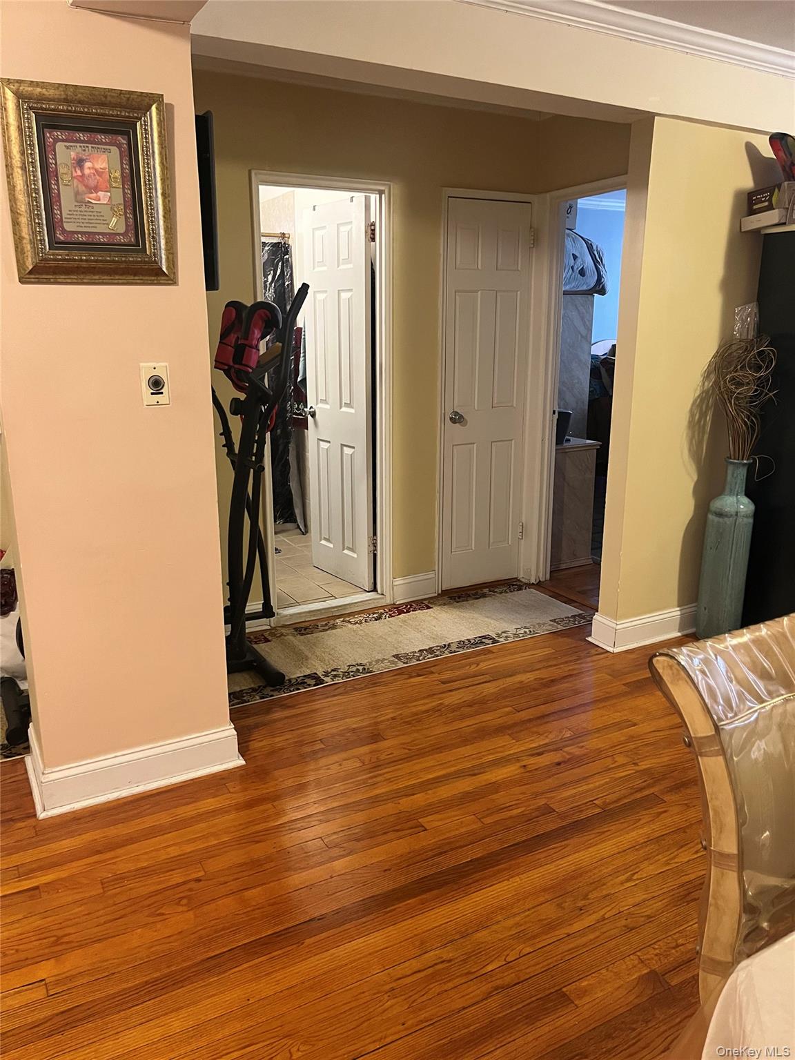 #4 photo, 150-15 72nd Road, Flushing , NY 11367