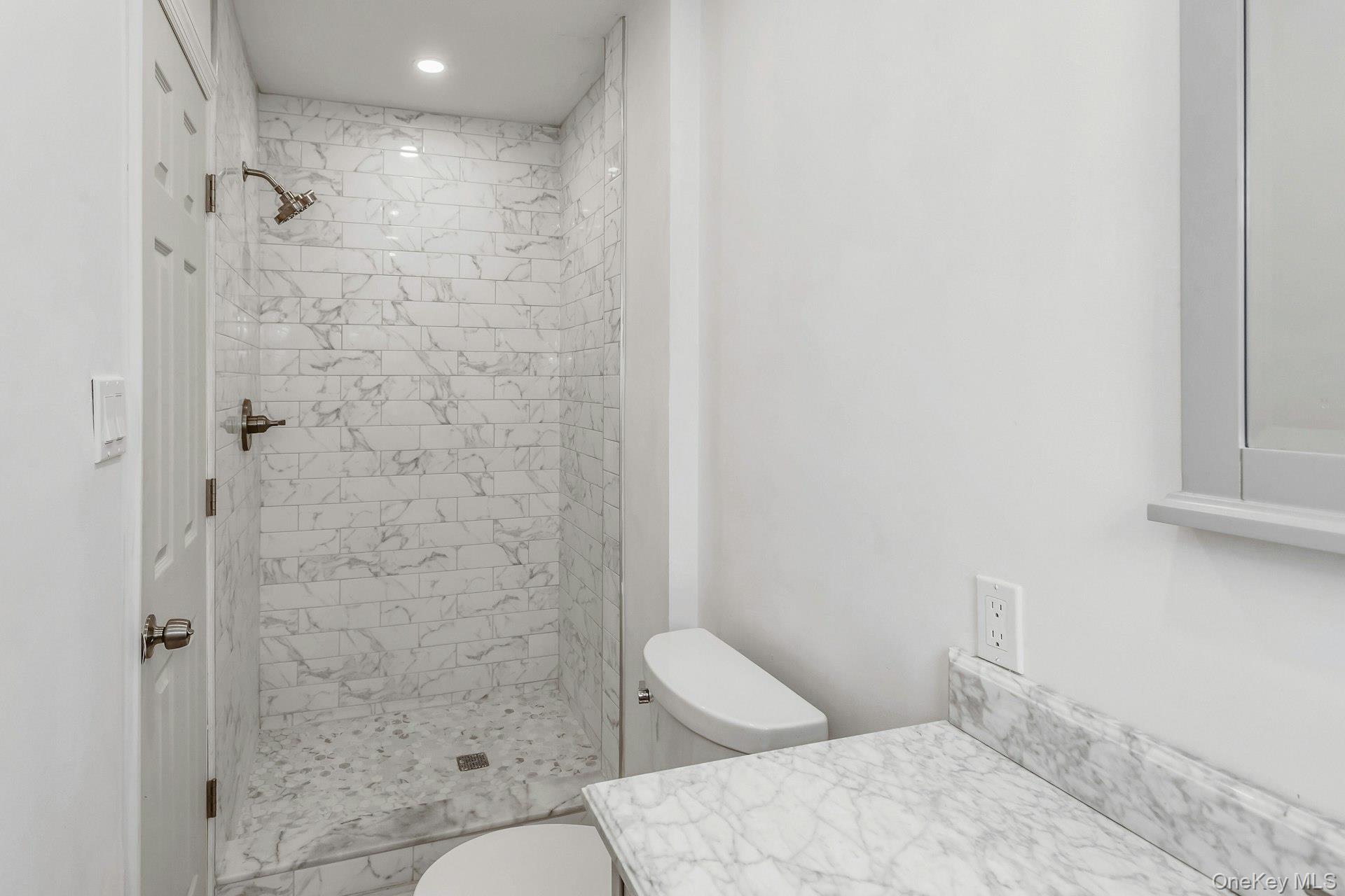 #15 photo, 56 Dowsing Place, Amityville , NY 11701