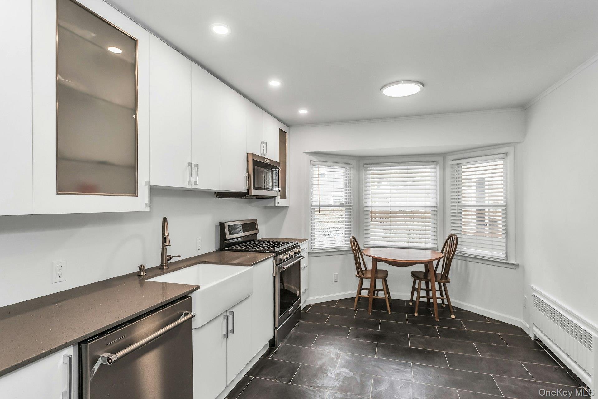 #4 photo, 56 Dowsing Place, Amityville , NY 11701