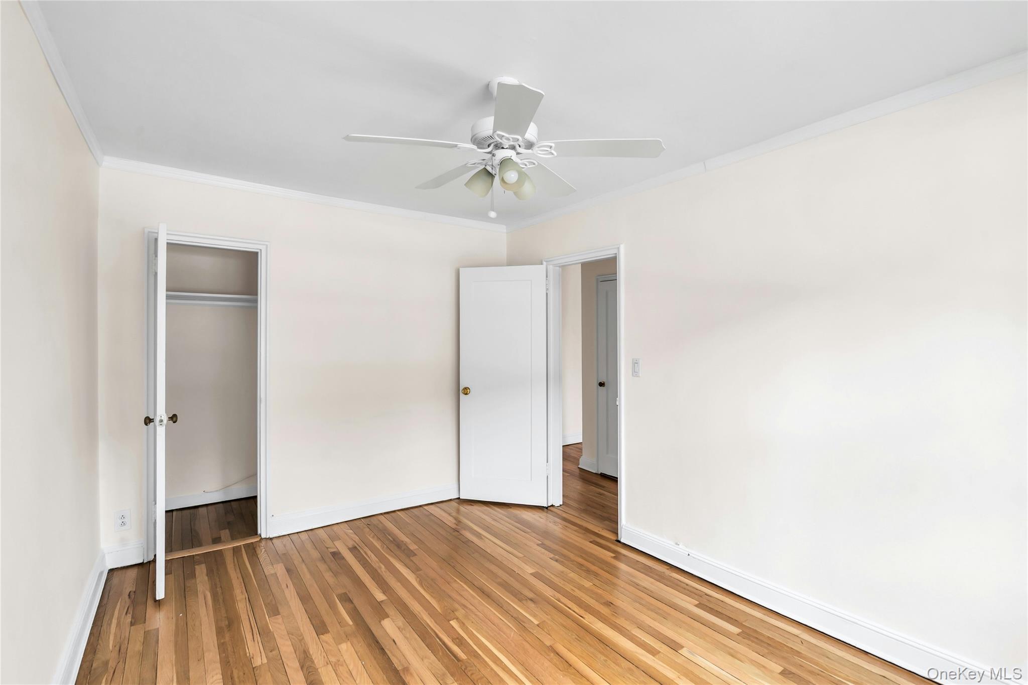 #12 photo, 3 Edward Streets, Roslyn Heights , NY 11577