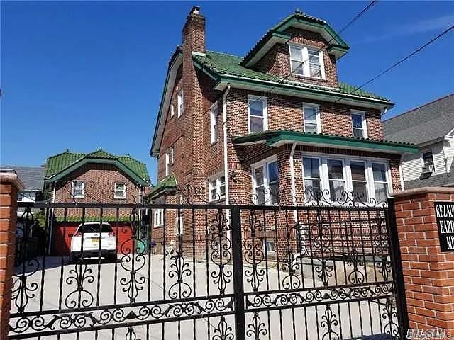 #1 photo, 85-14 168th Street, Jamaica , NY 11432