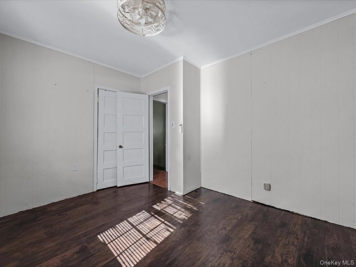 #12 photo, 442 Oakwood Road, Huntington Station , NY 11746