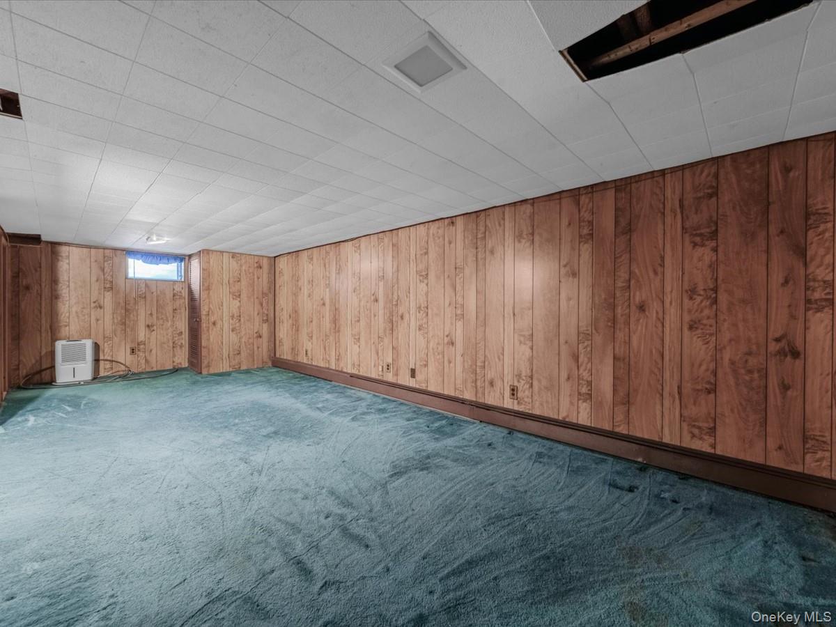 #15 photo, 442 Oakwood Road, Huntington Station , NY 11746