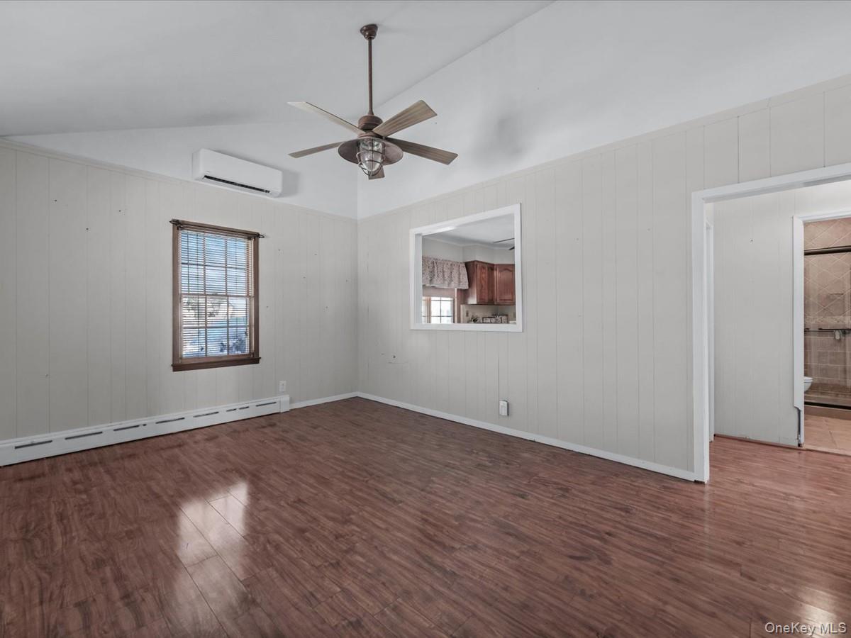 #3 photo, 442 Oakwood Road, Huntington Station , NY 11746