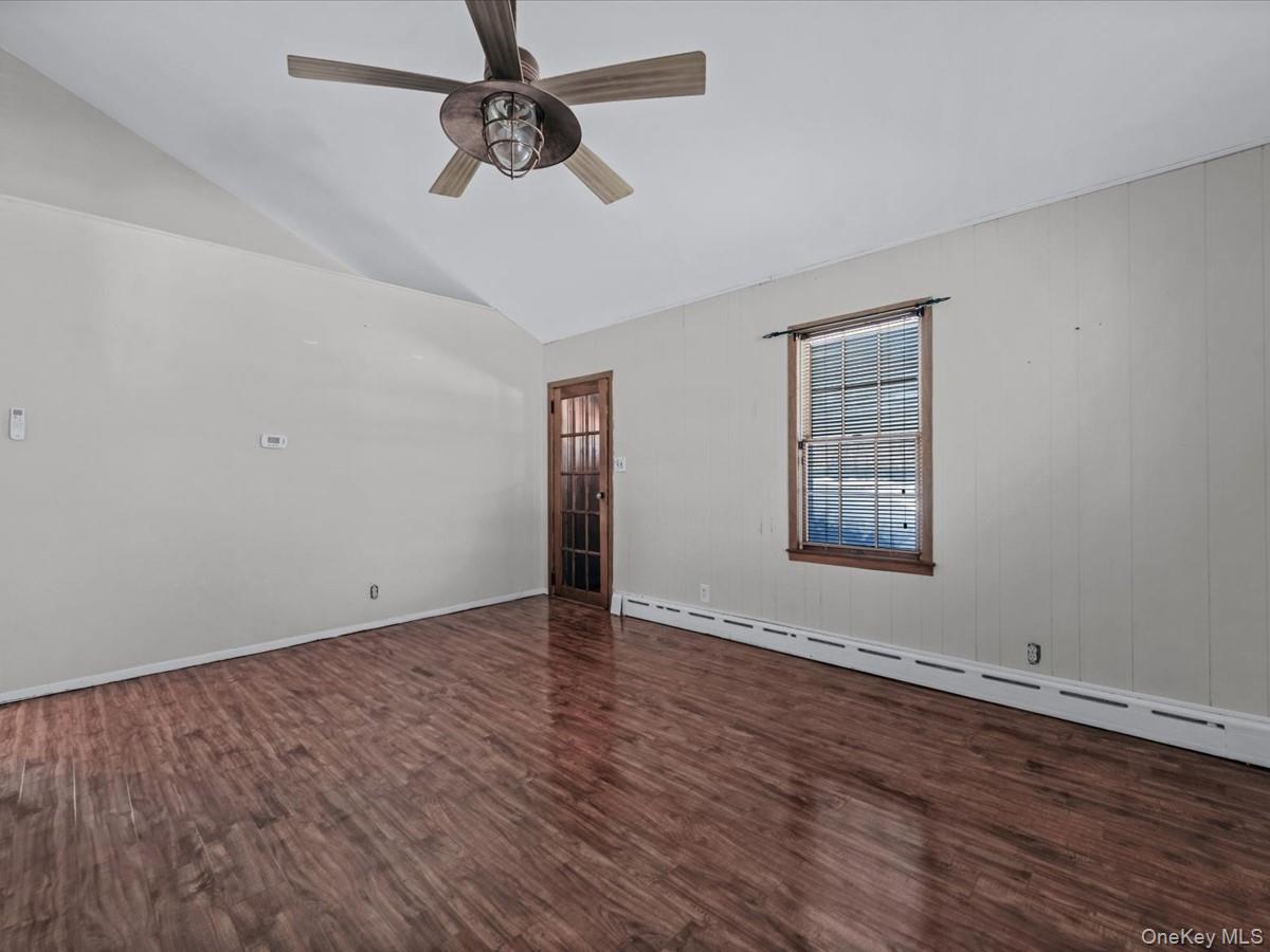 #4 photo, 442 Oakwood Road, Huntington Station , NY 11746