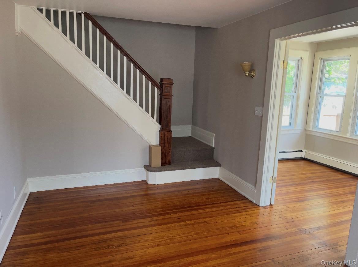 #5 photo, 79A Muncy Avenue, מחוז סאפוק West Babylon , NY 11704