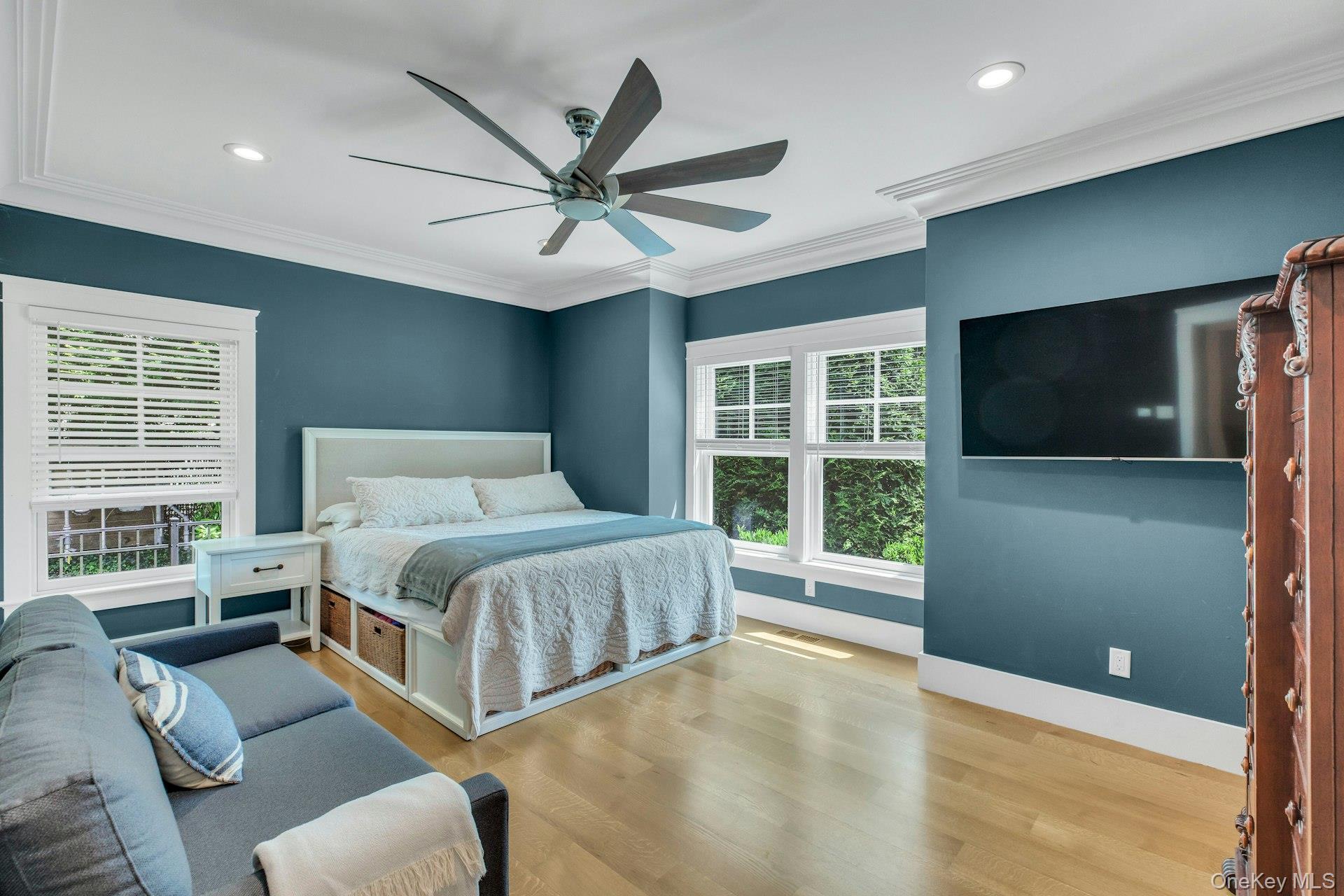 #16 photo, 120 Cambon Avenue, Saint James , NY 11780