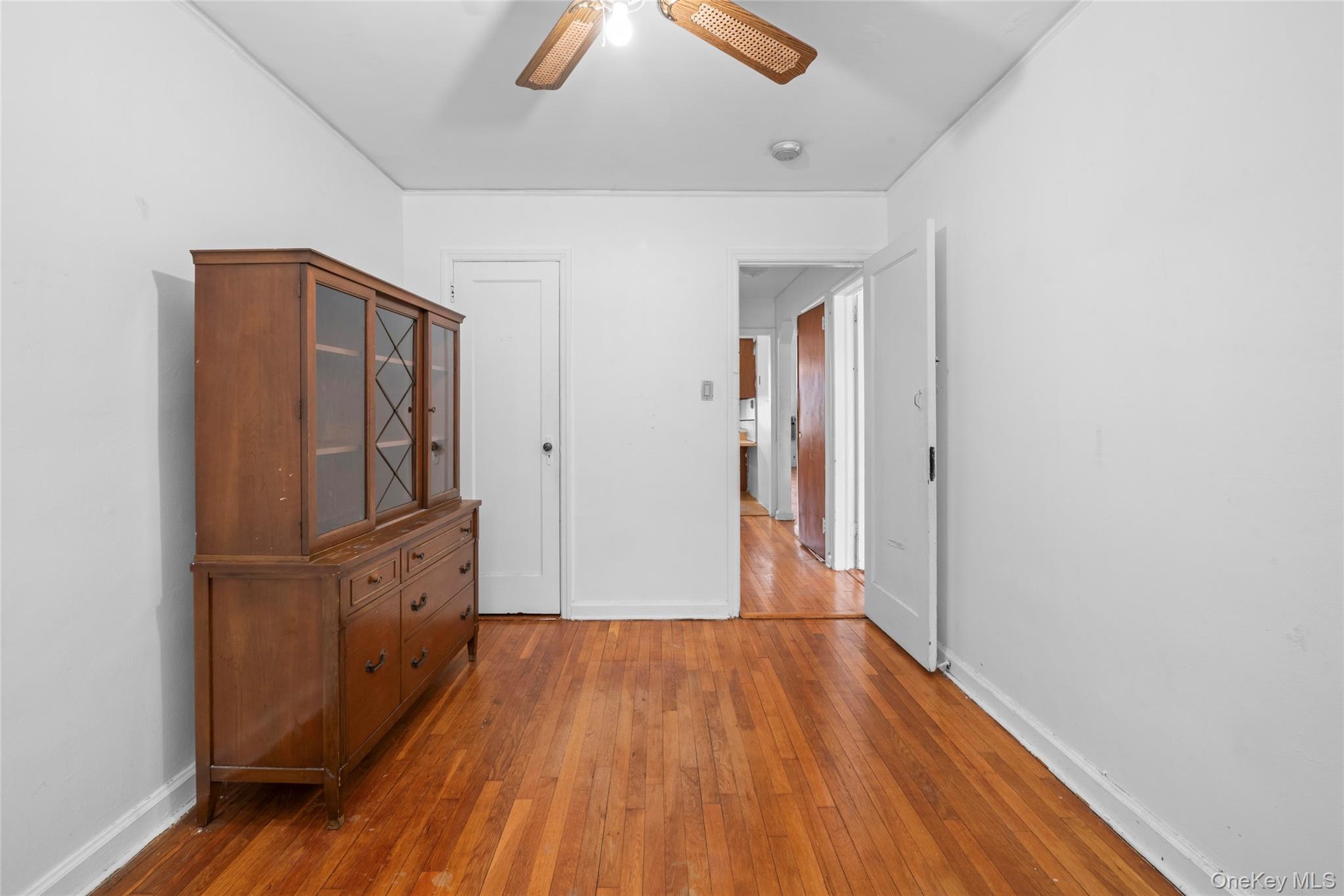 #11 photo, 6810 60th Drive, কুইন্‌স Maspeth , NY 11378