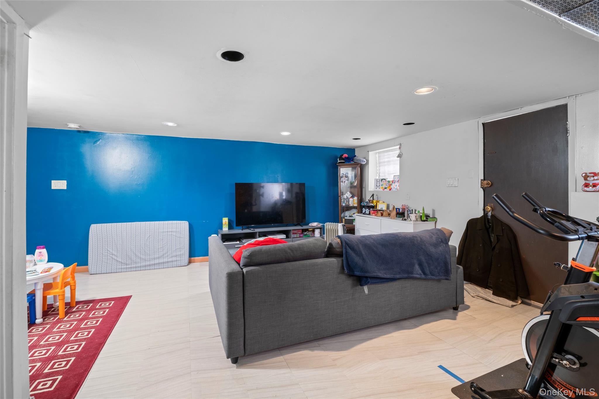 #15 photo, 6810 60th Drive, কুইন্‌স Maspeth , NY 11378