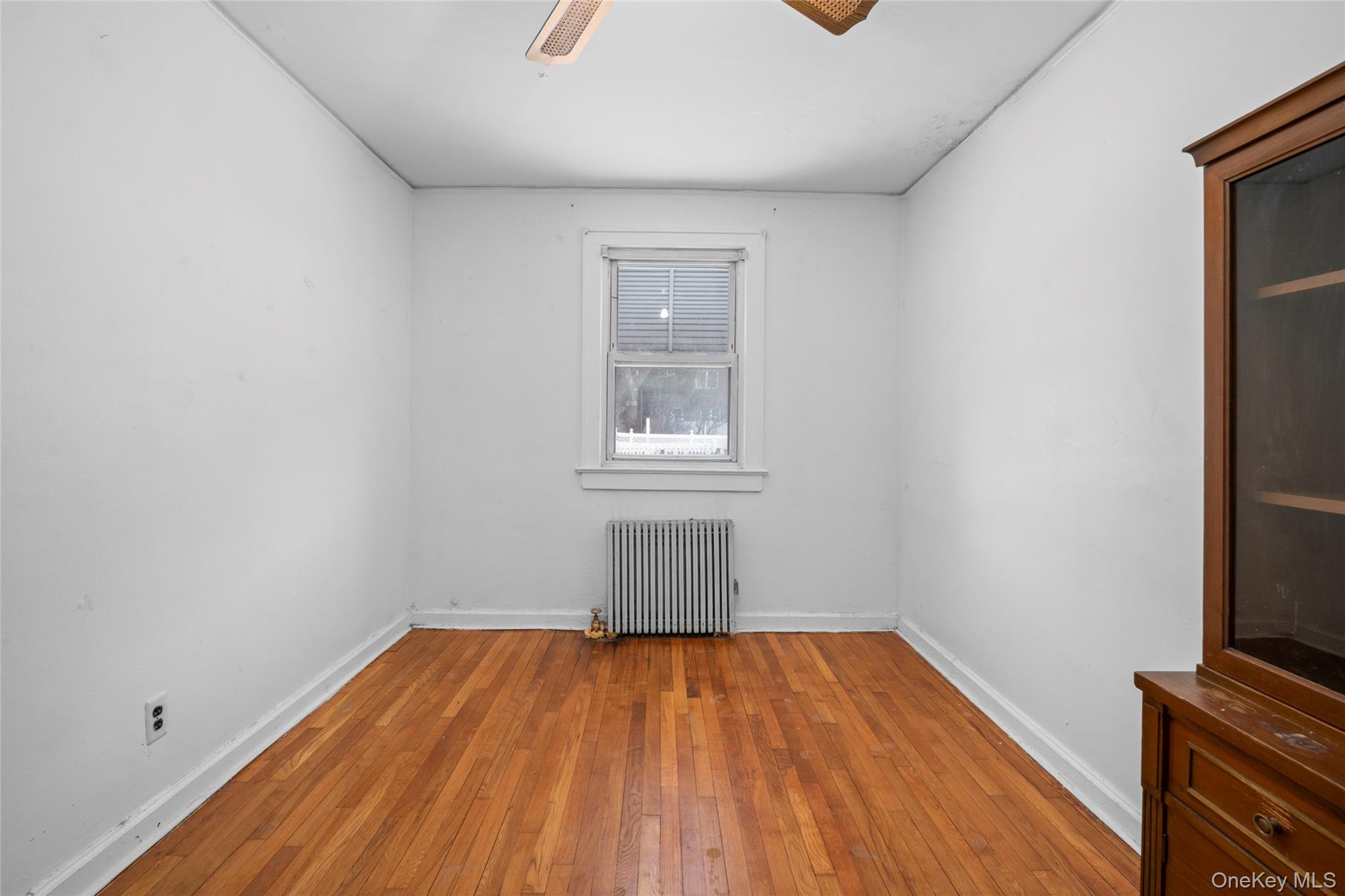 #9 photo, 6810 60th Drive, কুইন্‌স Maspeth , NY 11378