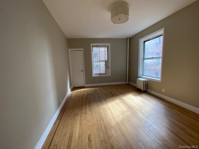 #8 photo, 1075 Grand Concourse, Бронкс ‖ Bronx , NY 10452