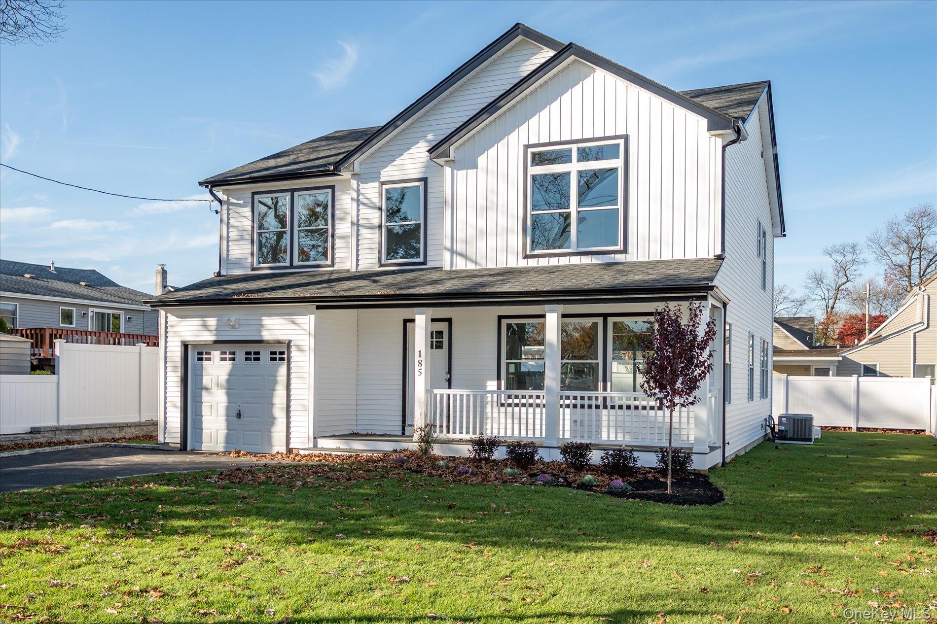 #2 photo, 6 Gail Grace Court, سوفولك Copiague , NY 11726