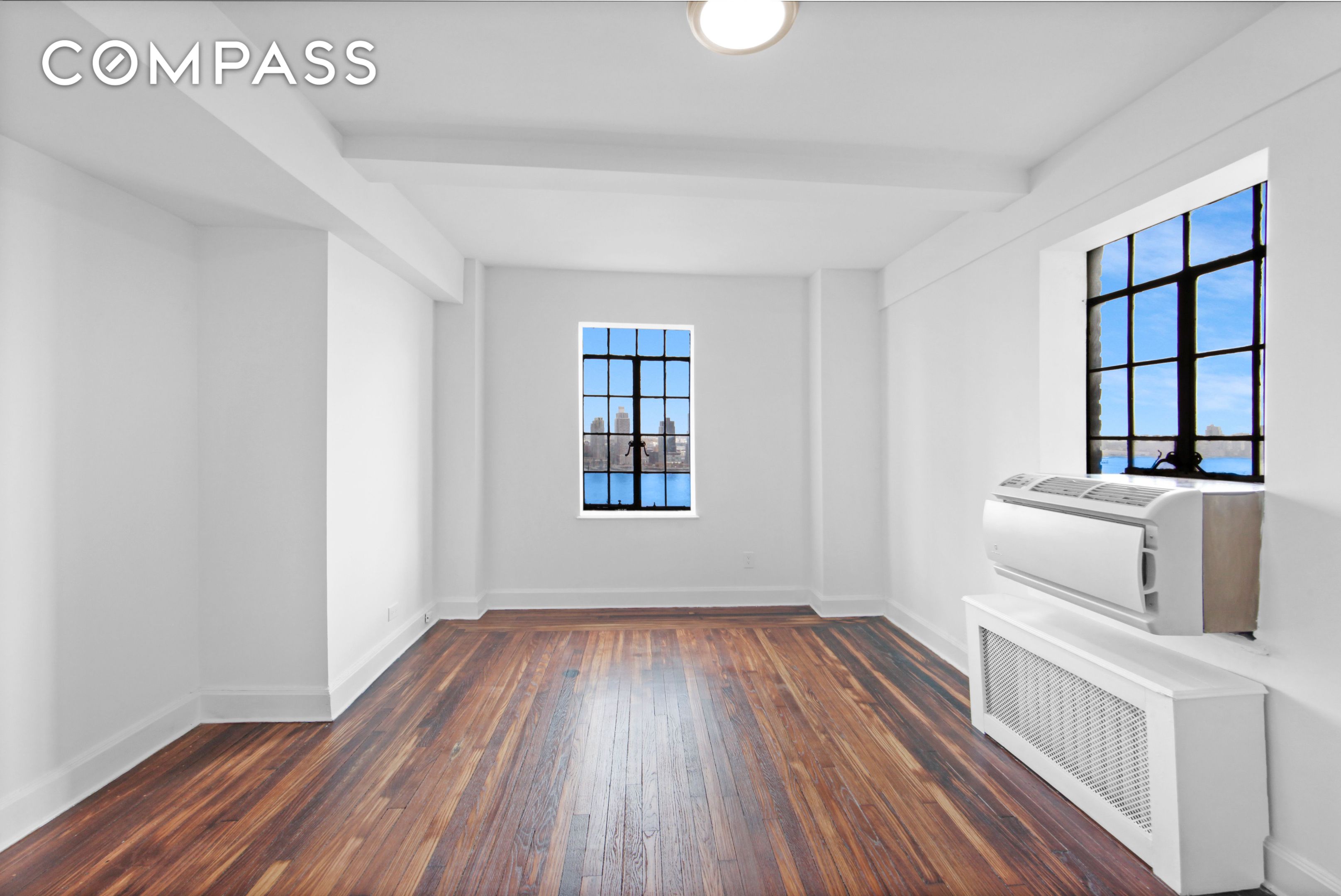 #14 photo, 5 Tudor City Place, Murray Hill , NY 10017