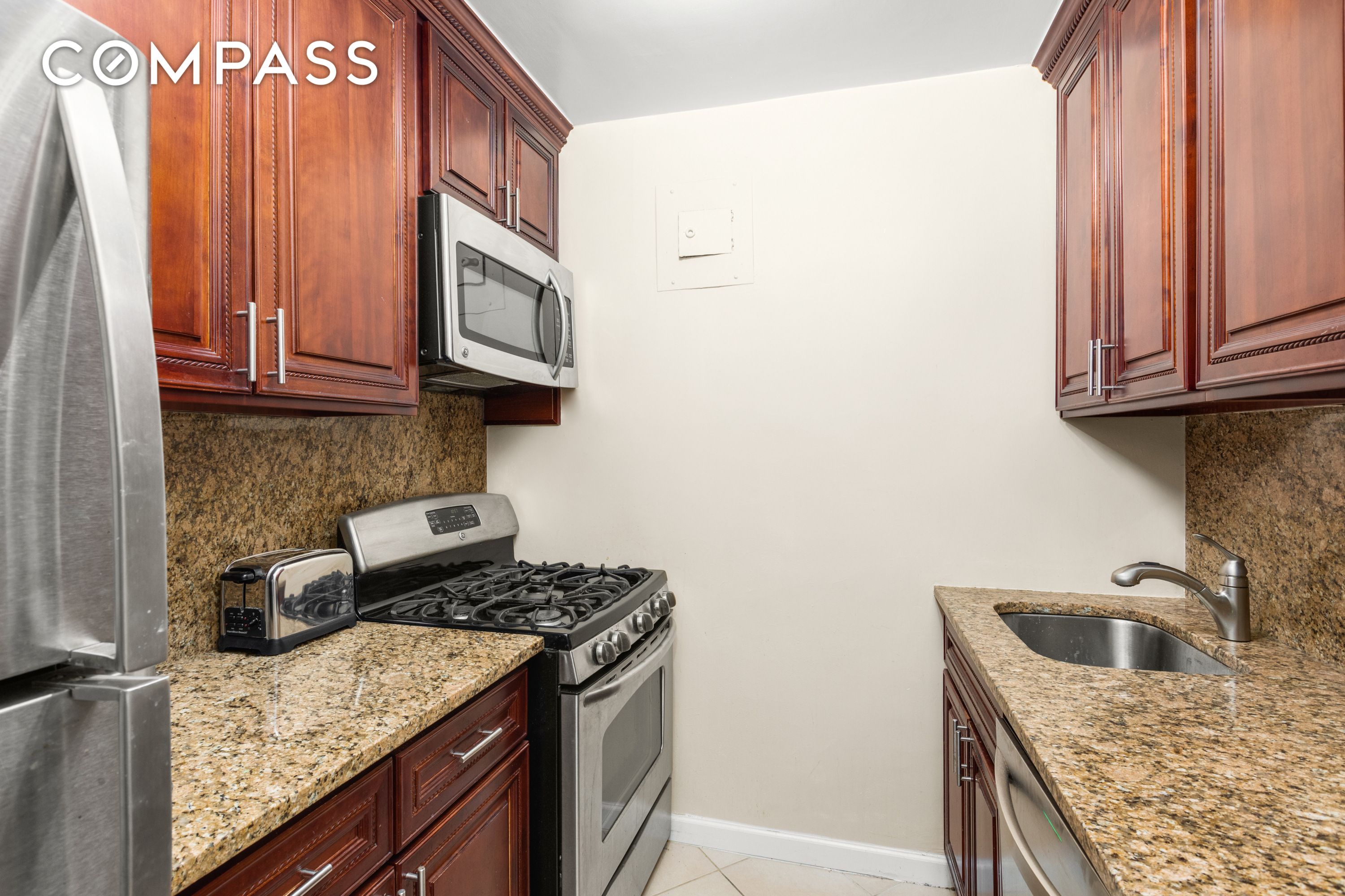 #6 photo, 401 E 65th Street, Lenox Hill , NY 10065