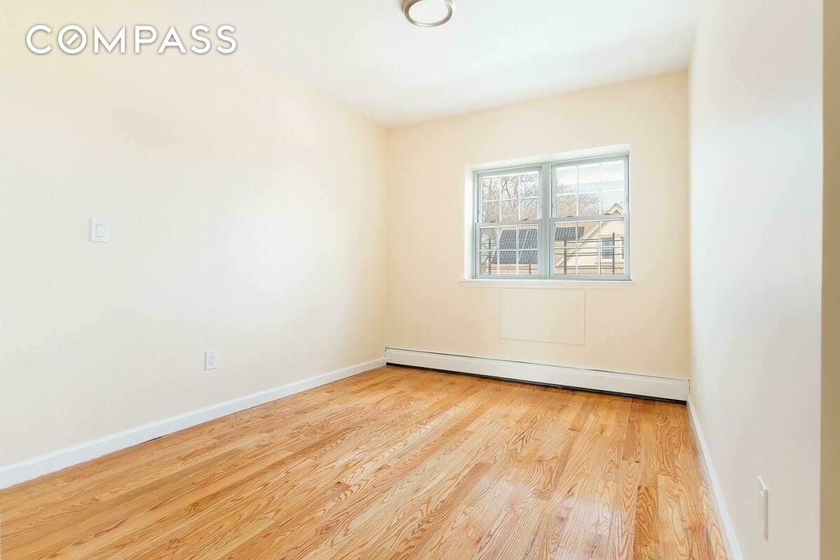 #4 photo, 71-03 Cooper Avenue, Glendale , NY 11385