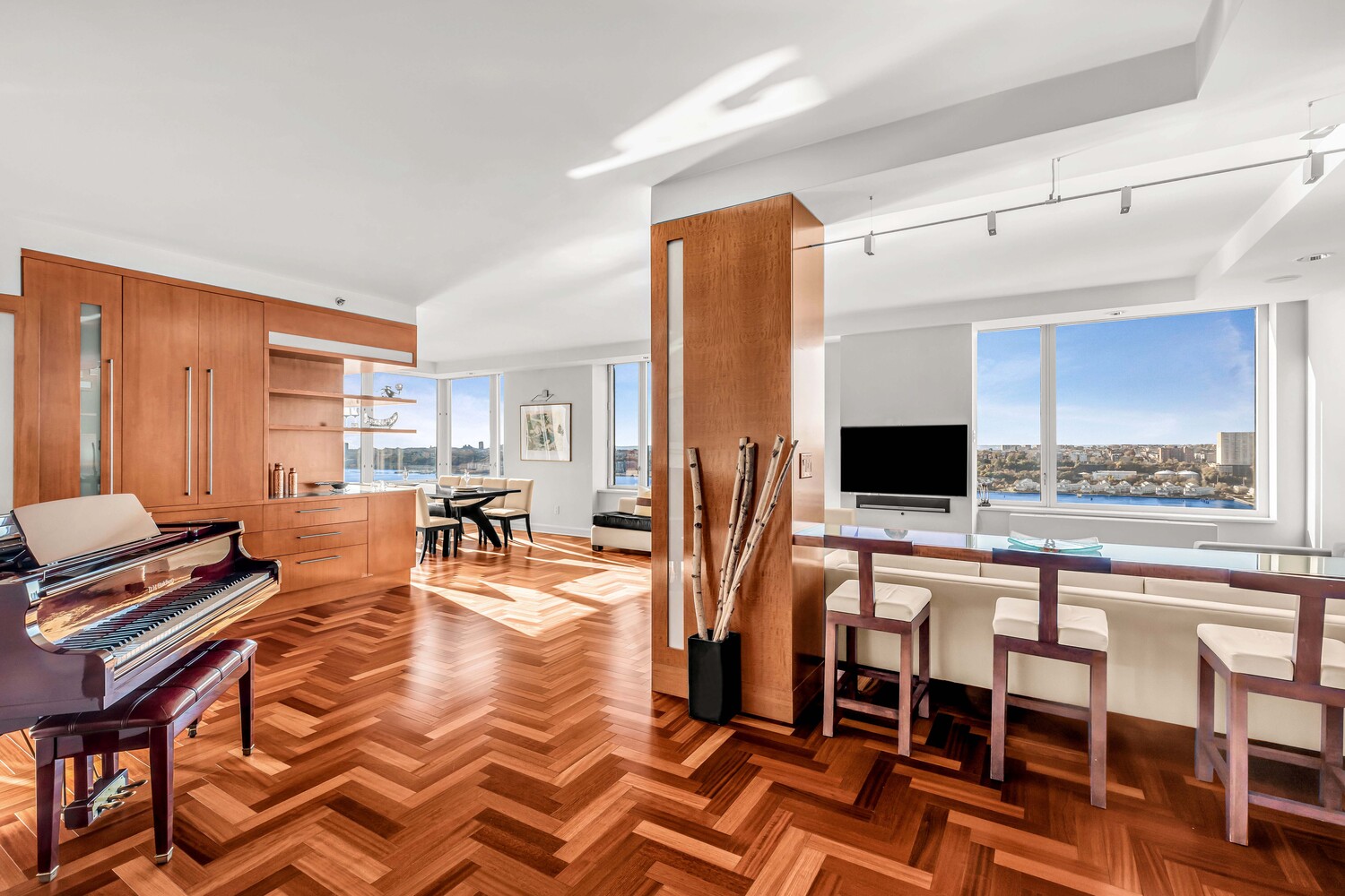 #5 photo, 220 RIVERSIDE Boulevard, Lincoln Square , NY 10069