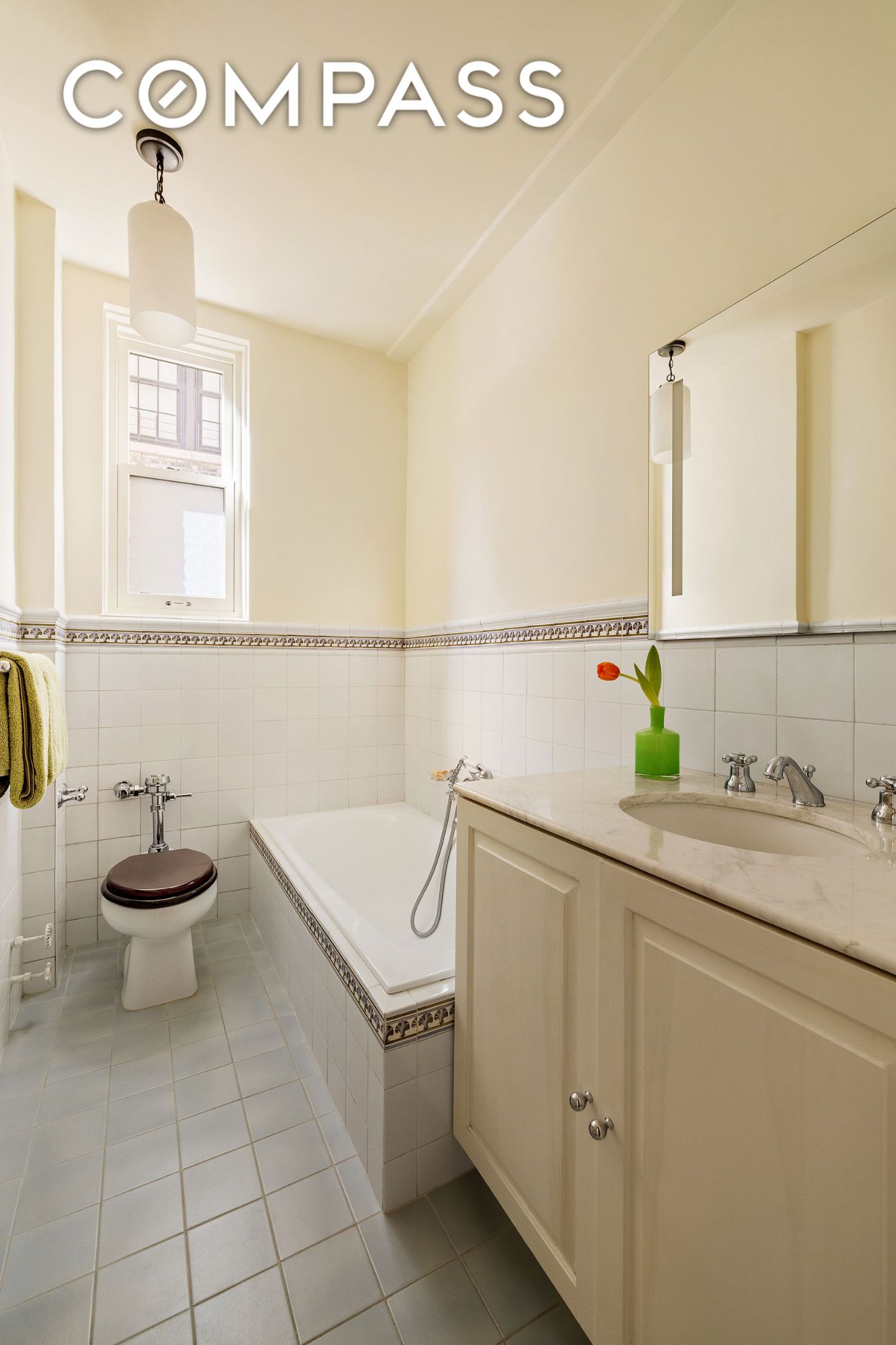 #9 photo, 955 Lexington Avenue, Lenox Hill , NY 10021