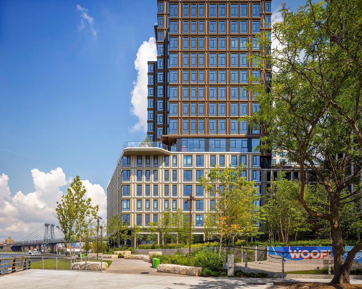 #13 photo, Brooklyn, ব্রুকলিন Williamsburg , NY 11249