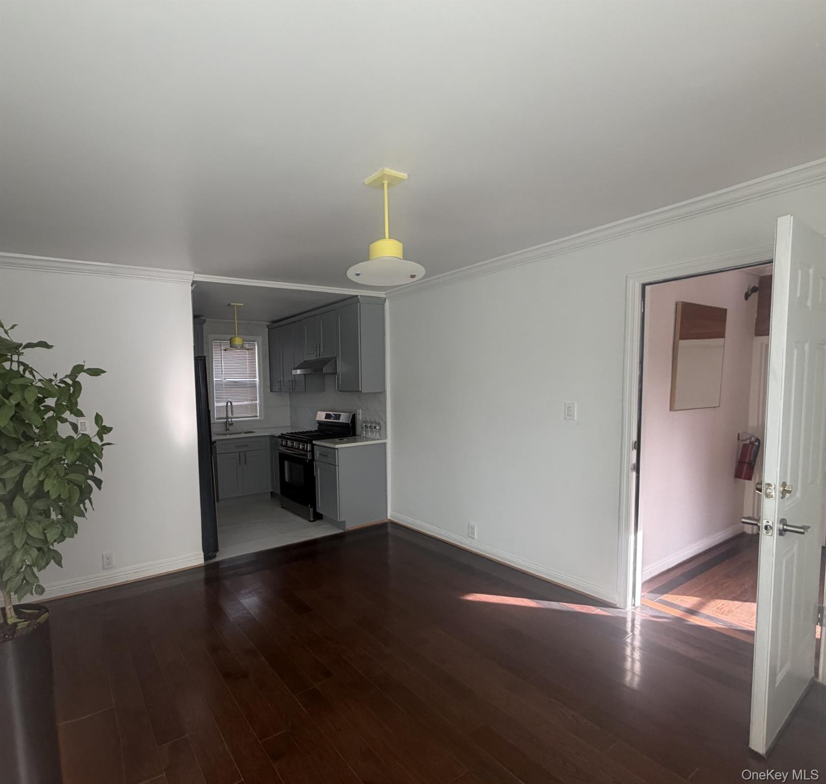 #6 photo, 1145 Astor Avenue, Bronx , NY 10469