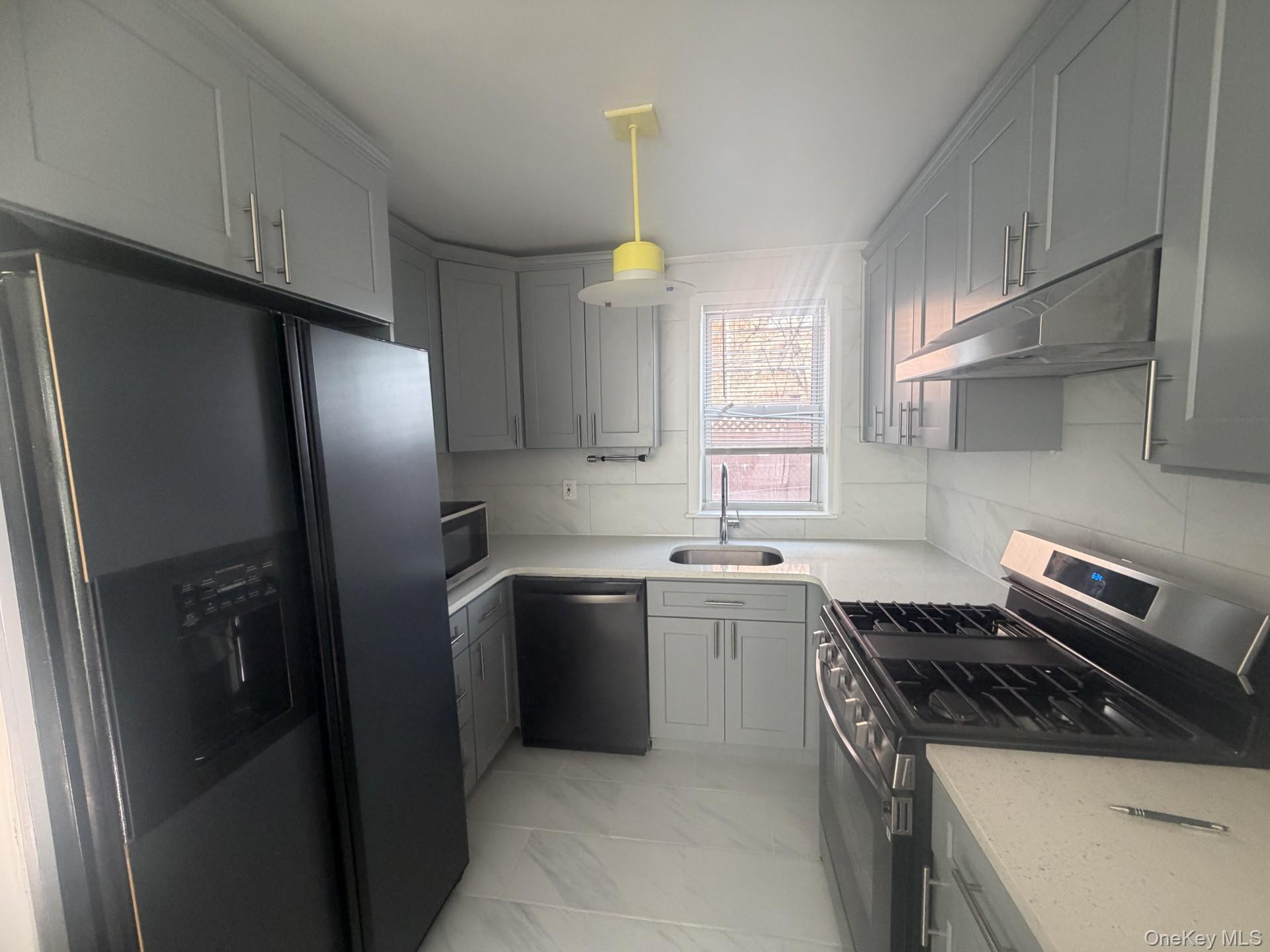 #7 photo, 1145 Astor Avenue, Bronx , NY 10469