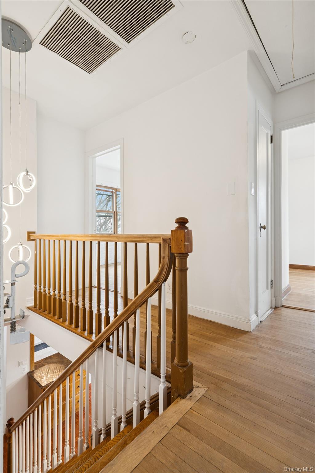 #8 photo, 6015 Independence Avenue, Bronx , NY 10471