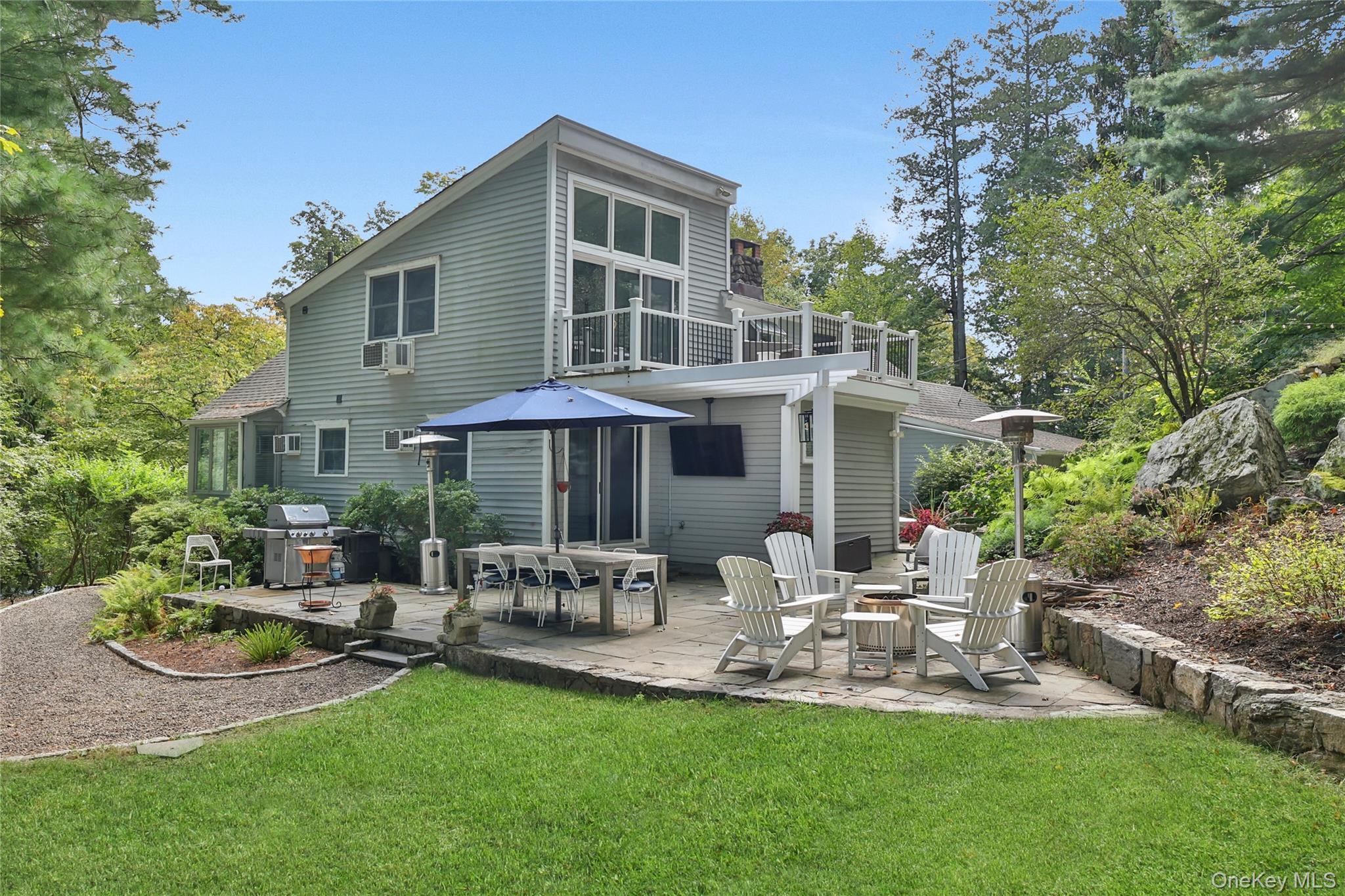 #15 photo, 8 Old Roaring Brook Road, 뉴욕주 Mount Kisco , NY 10549