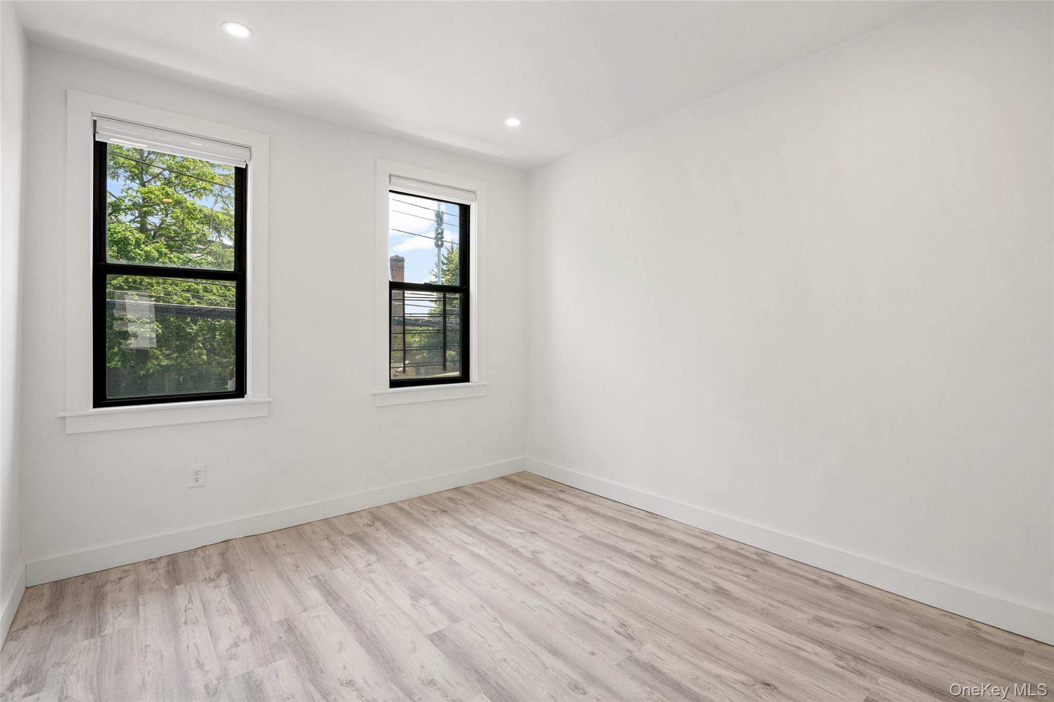 #10 photo, 2122 Boston Post Road, Larchmont , NY 10538